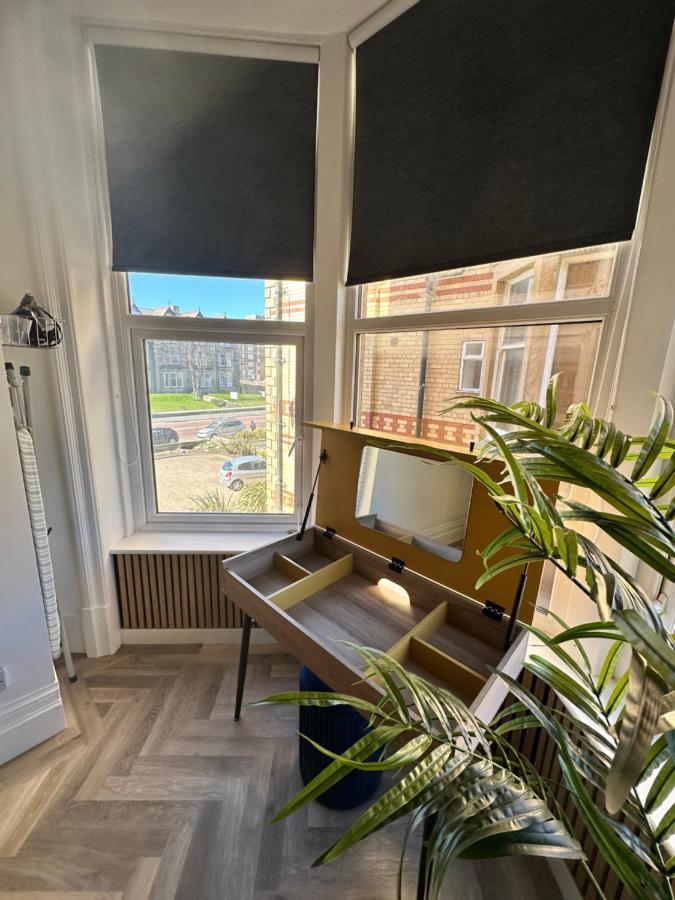No 3 ,luxury 2 Bed 1st Floor With Free Parking,lytham St Annes Lytham St Annes