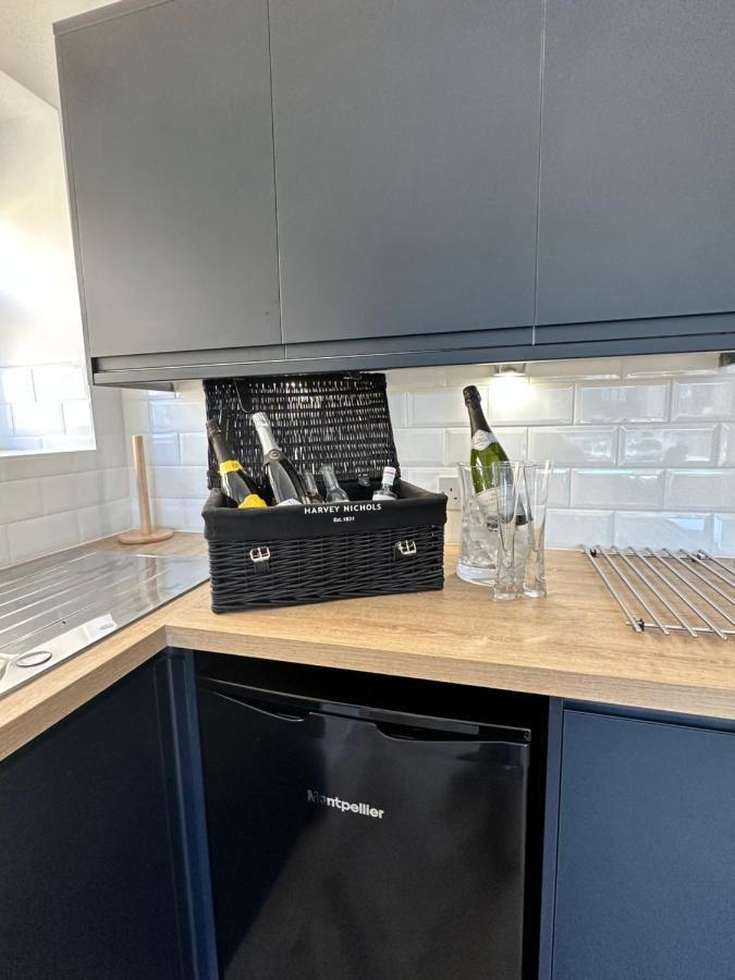 No 3 ,luxury 2 Bed 1st Floor With Free Parking,lytham St Annes Apartment