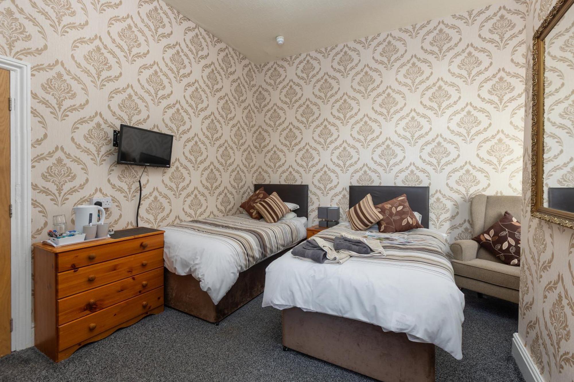 The Fairmile Bed & Breakfast 3*