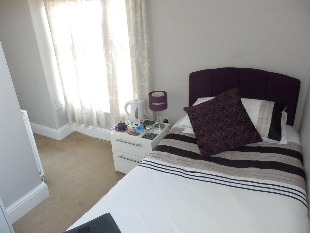 The Monarch Bed & Breakfast Lytham St Annes