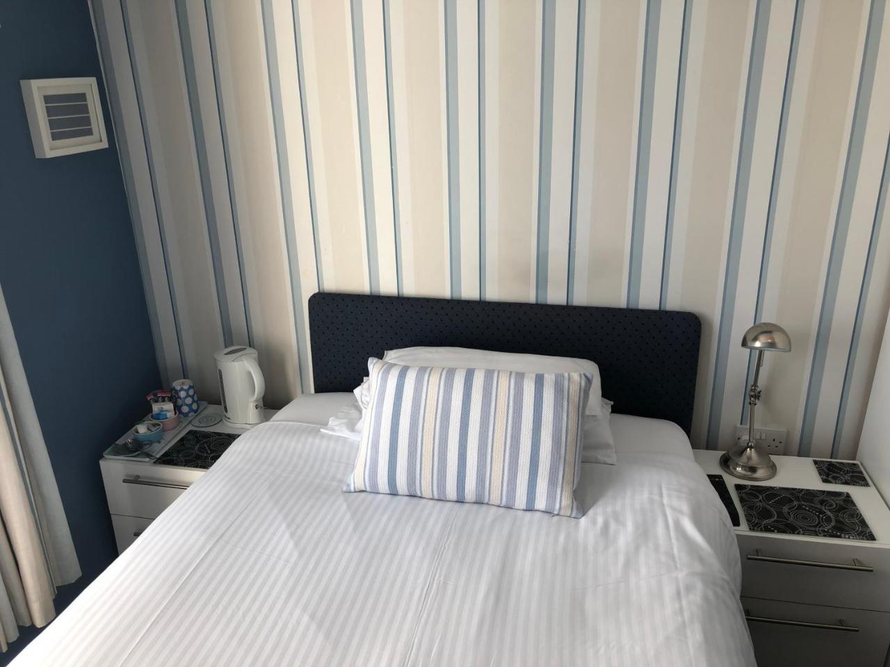 Bed & Breakfast The Monarch 3*